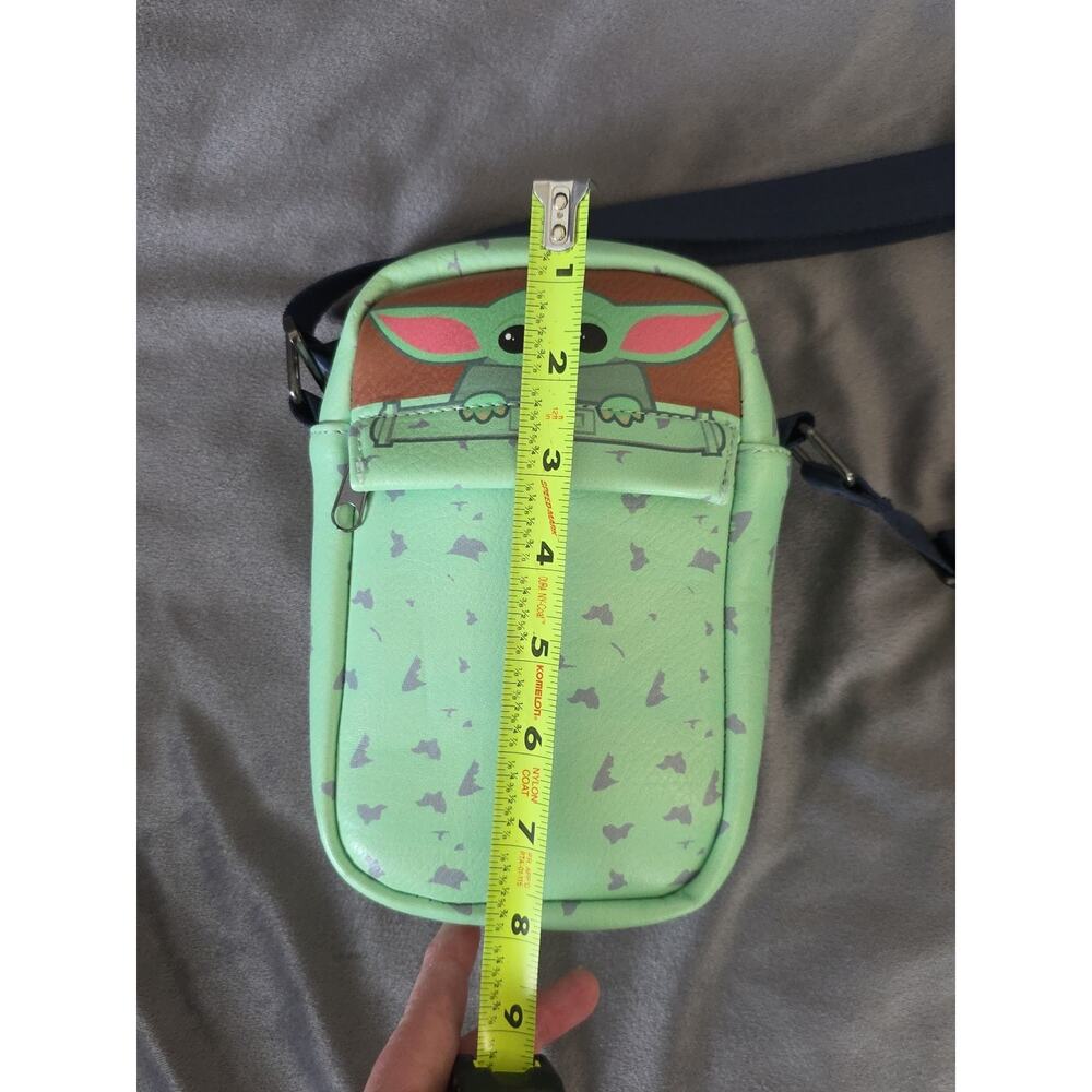 Baby Yoda Star Wars Grogu Crossbody Bag Purse Green With Dark Blue Strap - Picture 9 of 13